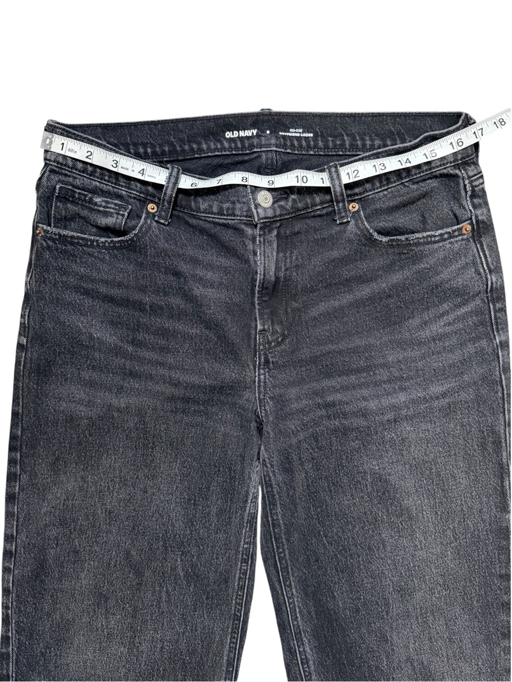 Old Navy Mid Rise Boyfriend Loose Jeans Washed Black Gray Women’s 8 - Picture 4 of 9